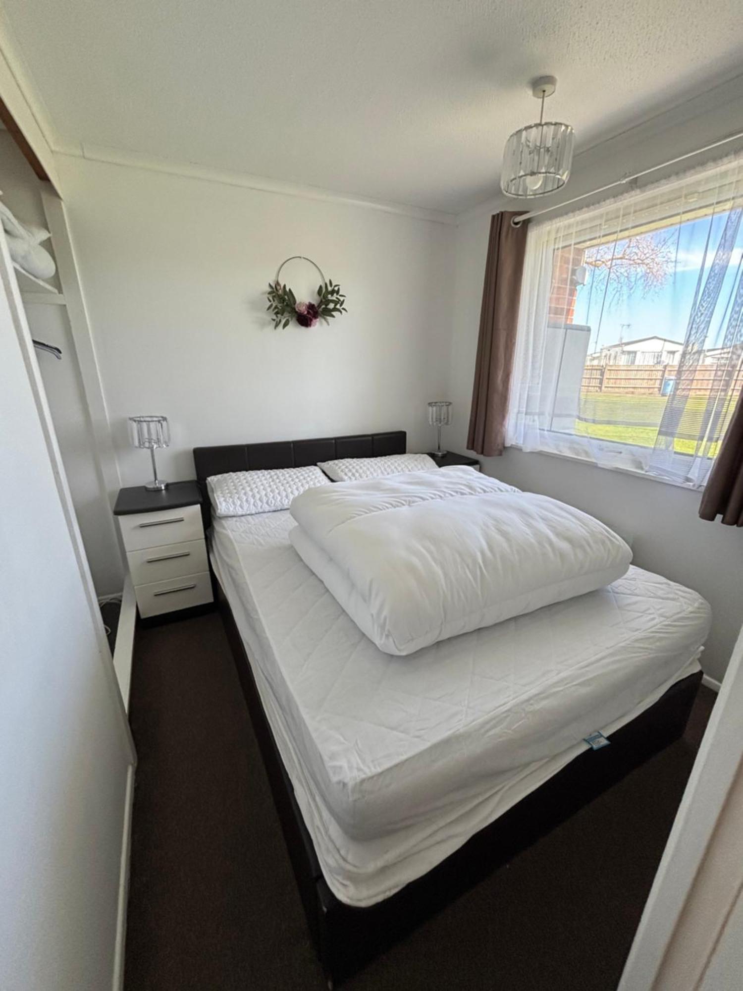 Signature, Scratby - Two Bed Chalet, Sleeps 7, Free Wi-Fi, Bed Linen And Towels Included, Pets Welcome And Onsite Entertainment Available Экстерьер фото