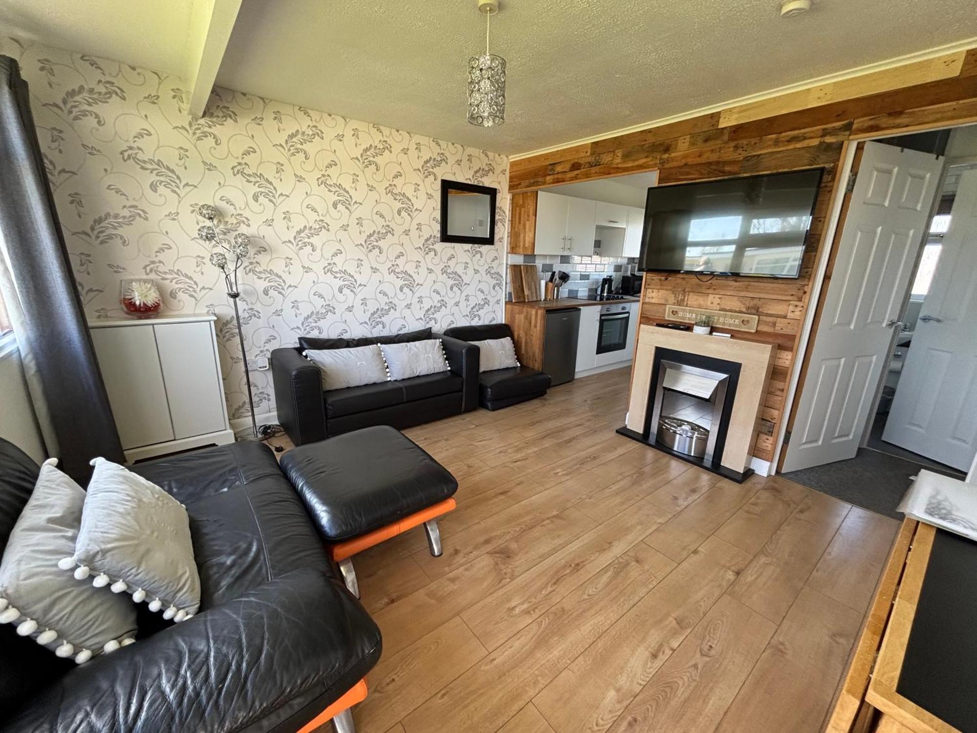 Signature, Scratby - Two Bed Chalet, Sleeps 7, Free Wi-Fi, Bed Linen And Towels Included, Pets Welcome And Onsite Entertainment Available Экстерьер фото